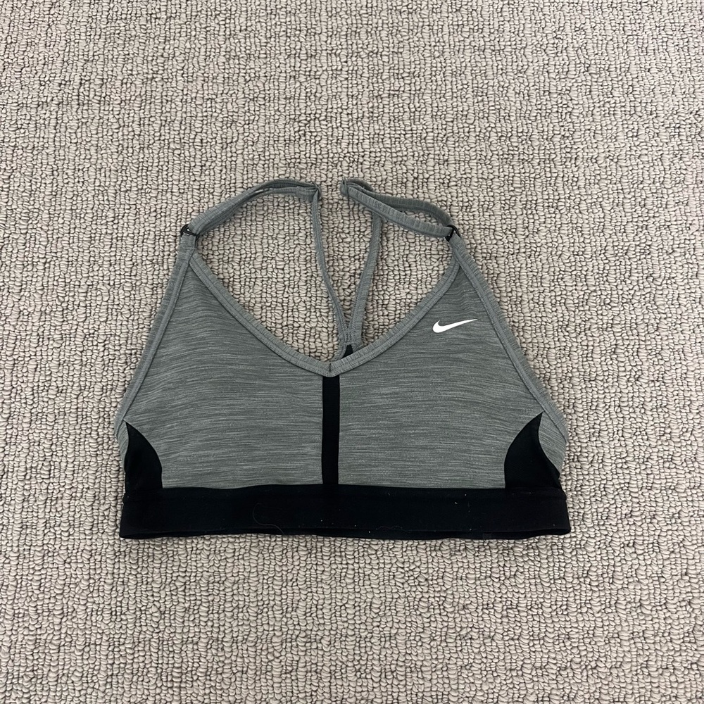 Nike sports bra size xs black and grey
